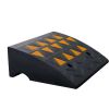 VEVOR Rubber Curb Ramp 6" Rise Height Sidewalk Curb Ramp, 14.6" Width 19.3" Length Driveway Ramp for Curb, 15T Heavy Duty Rubber Ramp for Forklifts